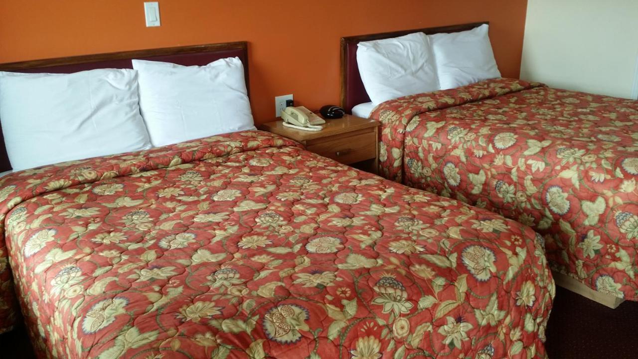 River Mist Inn Sturgeon Falls Esterno foto