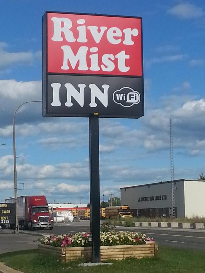 River Mist Inn Sturgeon Falls Esterno foto